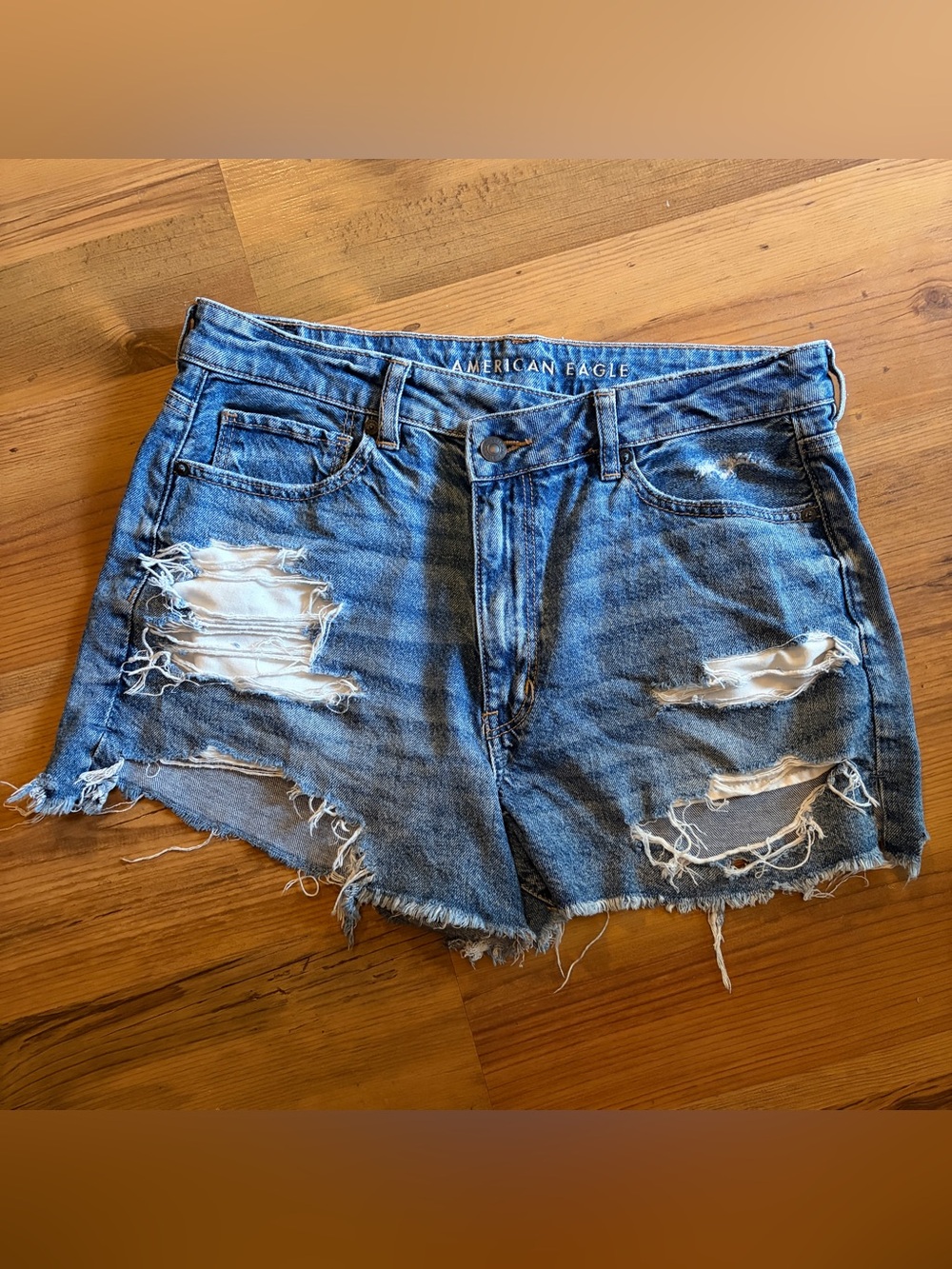 AE American Eagle Crossover High Waist Mom Short 12